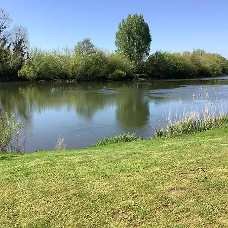 Maison Au Coin, Proche St Emilion 住宿加早餐酒店 Sainte-Terre