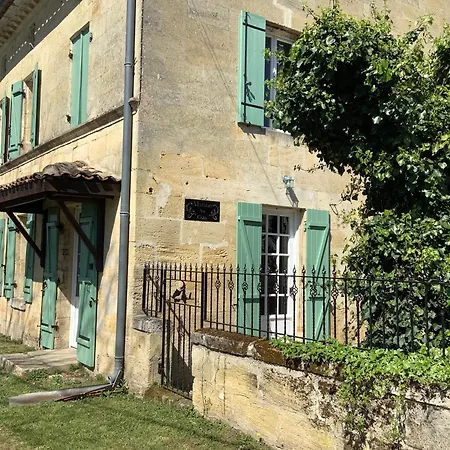 Maison Au Coin, Proche St Emilion 3* Sainte-Terre