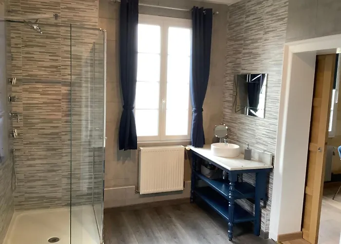 Maison Au Coin, Proche St Emilion 3* Sainte-Terre